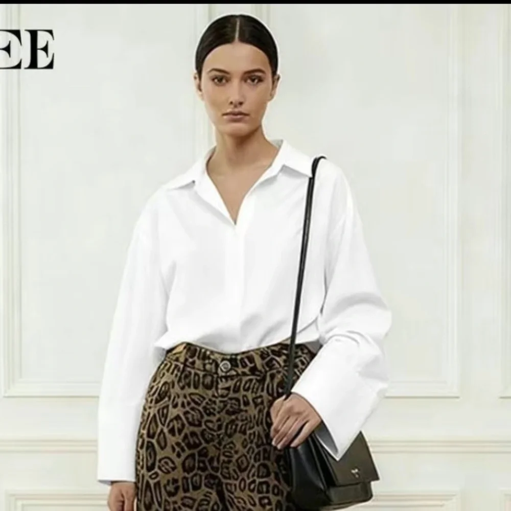 Button up - Picture 4 of 4